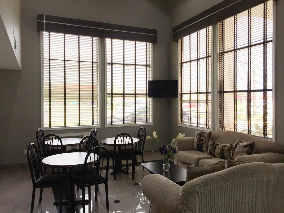 Americas Best Value Inn & Suites Mont Belvieu Houston Eldon Exteriör bild