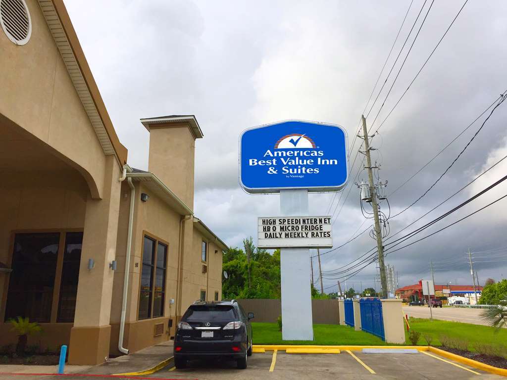 Americas Best Value Inn & Suites Mont Belvieu Houston Eldon Exteriör bild